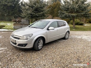 Astra h 2.0T +Lpg Cała na części