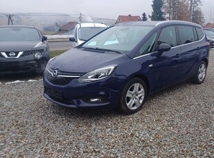 Opel Zafira C Benzyna+LPG fabryczny 7 osób