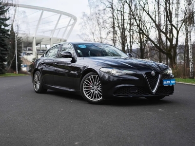 Alfa Romeo Giulia II Sedan 2.0 Turbo 200KM 2016