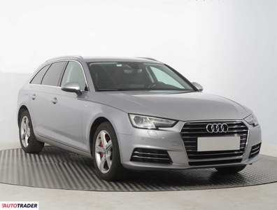 Audi A4 2.0 187 KM 2016r. (Piaseczno)