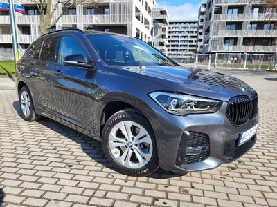 BMW X1 F48 Crossover Plug-In 1.5 25e 220KM 2020