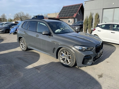 BMW X5 G05 SUV Plug-In 3.0 45e 394KM 2023