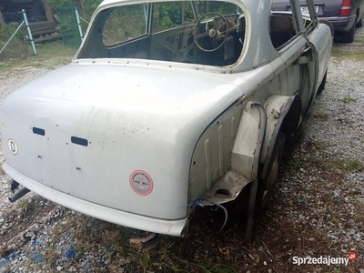 BORGWARD ISABELLA SEDAN 2D