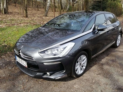 DS 5 Hatchback (Citroen) 2.0 Blue HDi 181KM 2015