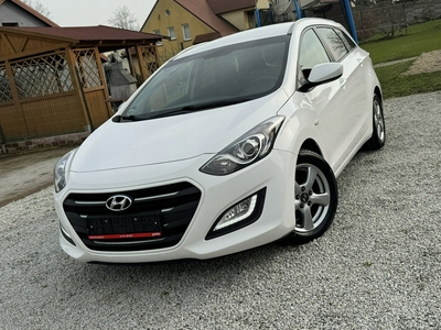 Hyundai i30 II Wagon 1.6 CRDi 110KM 2015