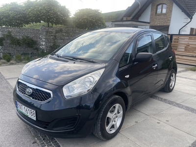 Kia Venga Mikrovan 1.4 DOHC CVVT 90KM 2011