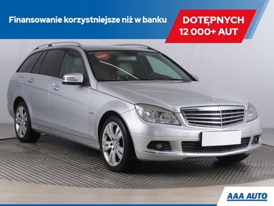 Mercedes Klasa C W204 Kombi T204 2.2 200 CDI BlueEFFICIENCY 136KM 2009