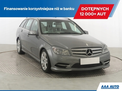 Mercedes Klasa C W204 Limuzyna 3.0 350 CDI BlueEFFICIENCY 231KM 2010