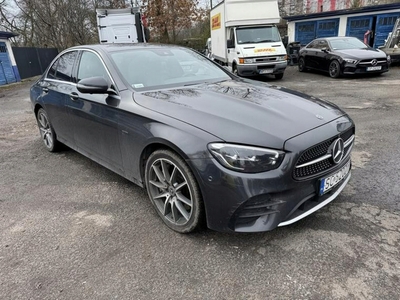 Mercedes Klasa E W213 Limuzyna Facelifting 2.0 E220d 194KM 2021