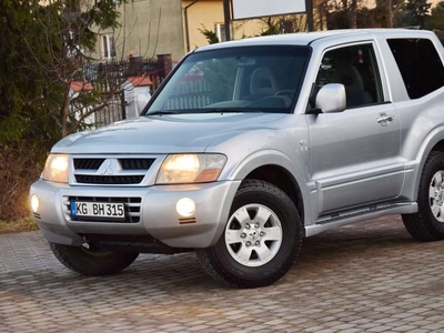 Mitsubishi Pajero III 2003