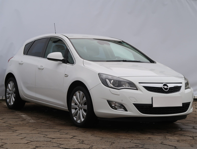 Opel Astra 2010 1.4 T 197510km ABS