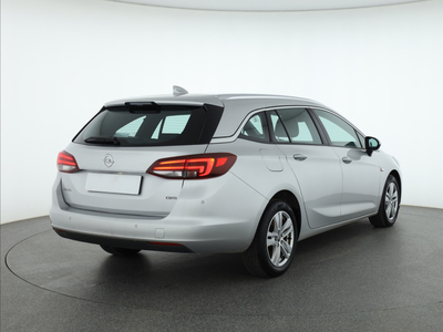 Opel Astra 2018 1.6 CDTI 145833km Kombi