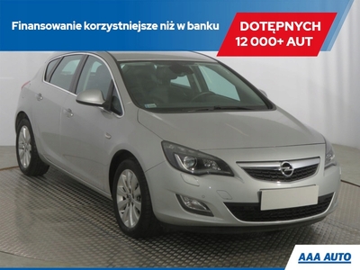 Opel Astra J Hatchback 5d 1.6 Turbo ECOTEC 180KM 2010