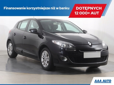 Renault Megane III Hatchback Facelifting 1.6 16v 110KM 2012