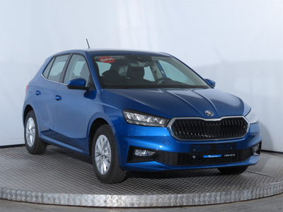 Skoda Fabia 2021 1.0 9452km ABS klimatyzacja manualna