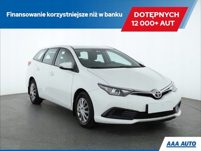 Toyota Auris II Touring Sports Facelifting 1.6 Valvematic 132KM 2016