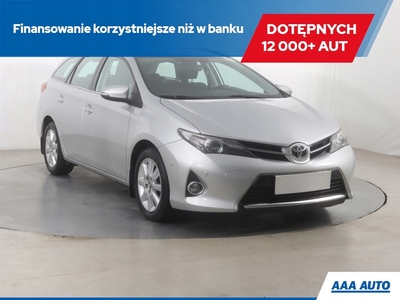 Toyota Auris II Touring Sports Valvematic 130 132KM 2014