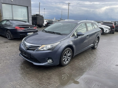 Toyota Avensis III Wagon Facelifting 1.8 Valvematic 147KM 2013