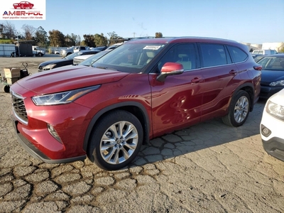 Toyota Highlander III 2021