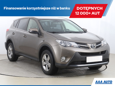 Toyota RAV4 IV MPV D-4D 125 124KM 2015