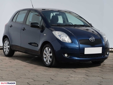 Toyota Yaris 1.3 85 KM 2008r. (Piaseczno)