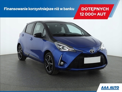 Toyota Yaris III Hatchback 5d Facelifting 2017 1.5 Dual VVT-iE 111KM 2017