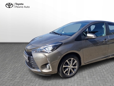 Toyota Yaris III Hatchback 5d Facelifting 2017 1.5 Dual VVT-iE 111KM 2020