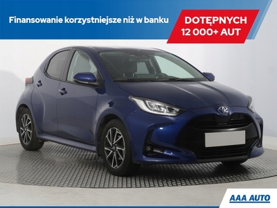 Toyota Yaris IV Hatchback 1.5 Dynamic Force 125KM 2021