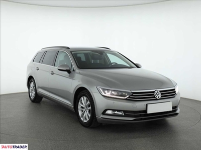 Volkswagen Passat 1.6 118 KM 2016r. (Piaseczno)