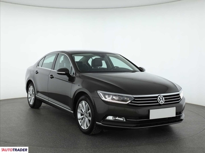 Volkswagen Passat 1.8 177 KM 2016r. (Piaseczno)