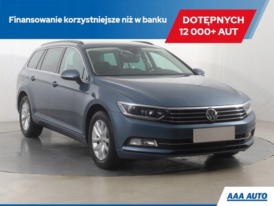 Volkswagen Passat B8 Variant 1.8 TSI BlueMotion Technology 180KM 2017