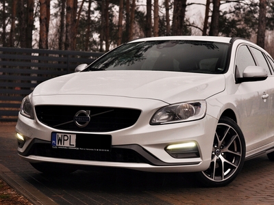 Volvo V60 I Kombi Facelifting 2.0 D4 DRIVE-E 190KM 2014