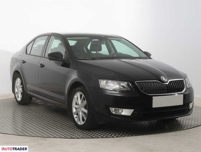 Skoda Octavia 1.6 103 KM 2015r. (Piaseczno)