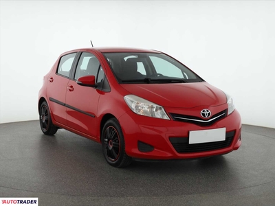 Toyota Yaris 1.3 97 KM 2012r. (Piaseczno)