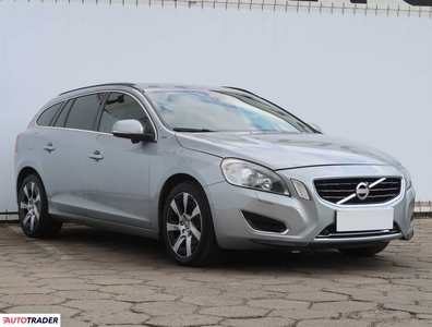 Volvo V60 2.4 278 KM 2013r. (Piaseczno)