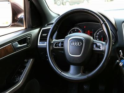 Audi Q5 Ledy Bi-Xenon Quattro Webasto Skóry Podgrze.Fotele EXCLUSIVE Niemcy