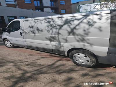 OPEL VIVARO LONGU KLIMATYZACJA