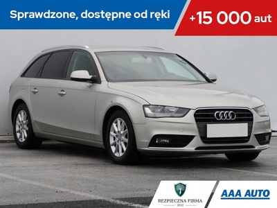 Audi A4 B8 Avant Facelifting 2.0 TDI 112g 136KM 2013