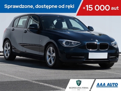 BMW Seria 1 F20-F21 Hatchback 5d 116i 136KM 2011