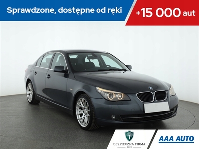 BMW Seria 5 E60 Touring 520 i 170KM 2008