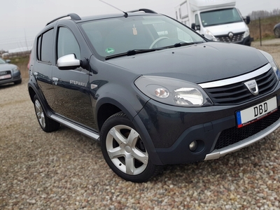 Dacia Sandero I Hatchback 5d 1.6 MPI 87KM 2010