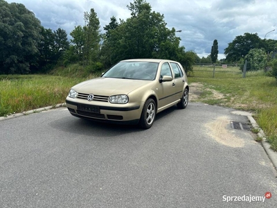 Golf IV 2.0 klima