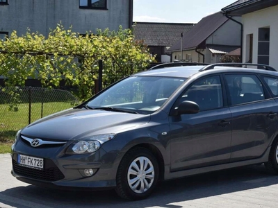 Hyundai i30 I CW Facelifting 1.4 DOHC 109KM 2010