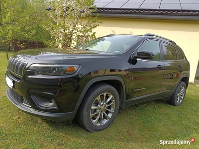 Jeep Cherokee stan idealny