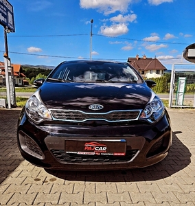 Kia Rio III Hatchback 3d 1.4 WGT 90KM 2012