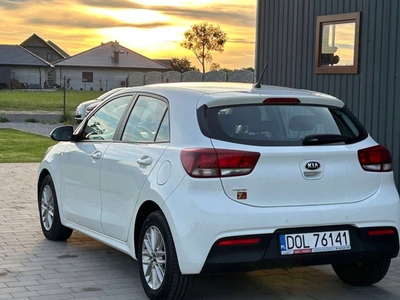 Kia Rio IV Hatchback 5d 1.4 DOHC 100KM 2017