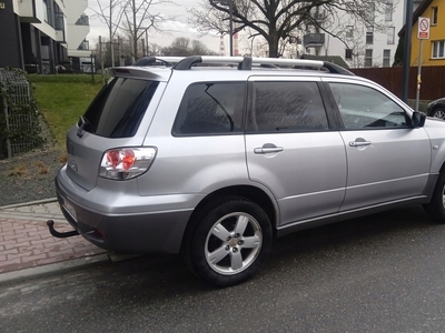 Mitsubishi Outlander I 2.4 i 16V 4WD 160KM 2004