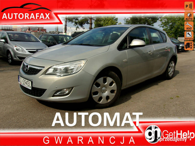 Opel Astra Parktronic przód+tył Klimatronic dwustrefowy Automatyczna skrzy…