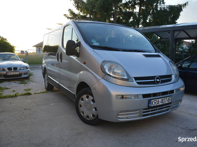 Opel Vivaro 2005 - Klima - elektryka - przebieg 242000 - EURO4 - 1,9