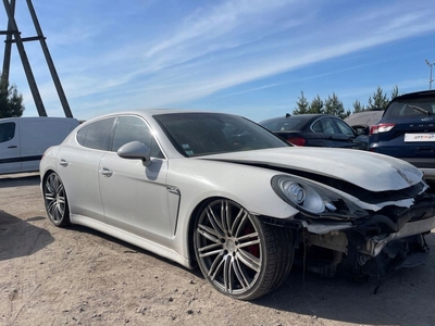 Porsche Panamera I Liftback 4.8 V8 400KM 2010